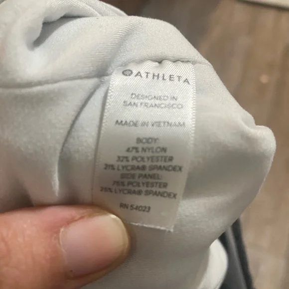 Athleta Women’s Elation Sport Gray and White Striped Leggings - XS - Picture 5 of 9